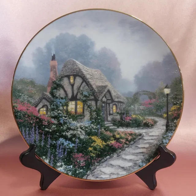 Vintage Collector Plate