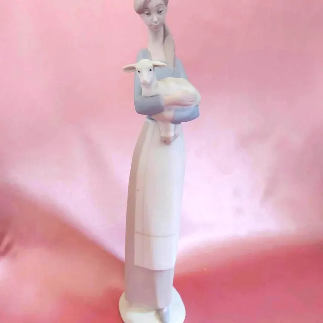 Vintage Lladro Porcelain Figurine Girl with Lamb